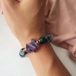 Гривна с камъни Selena