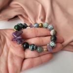 Гривна с камъни Selena