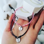 Гривни с червен конец с послание, гривна с буква, с имена