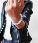 Nia - Гривна от естествени камъни - Лунен камък