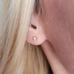 Обеци от медицинска стомана с кристал (златисти)