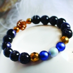 Queen Of Glitter - Дамска гривна с камъни