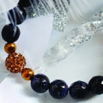 Queen Of Glitter - Дамска гривна с камъни