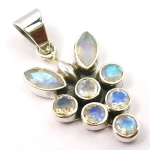 Медальон Лунен Камък със Сребро 925