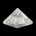 Пирамиди от Планински Кристал