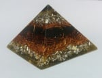 Оргонитна пирамида: тамян, черен турмалин, пирит, галенит